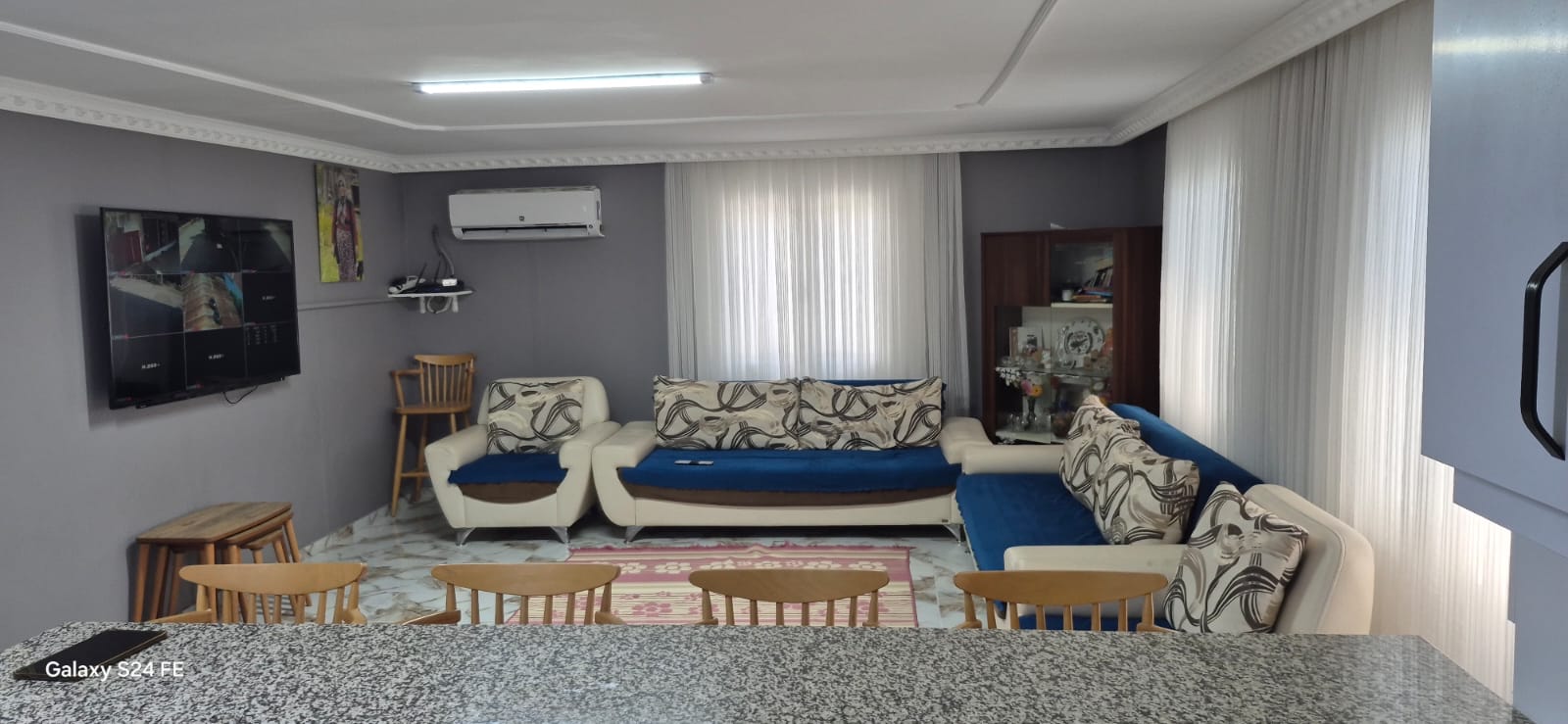 OSMANİYE YAVERPAŞA'DA YOL KENARI 2+1 EV, İŞ YERİ VE KAPALI AHIR